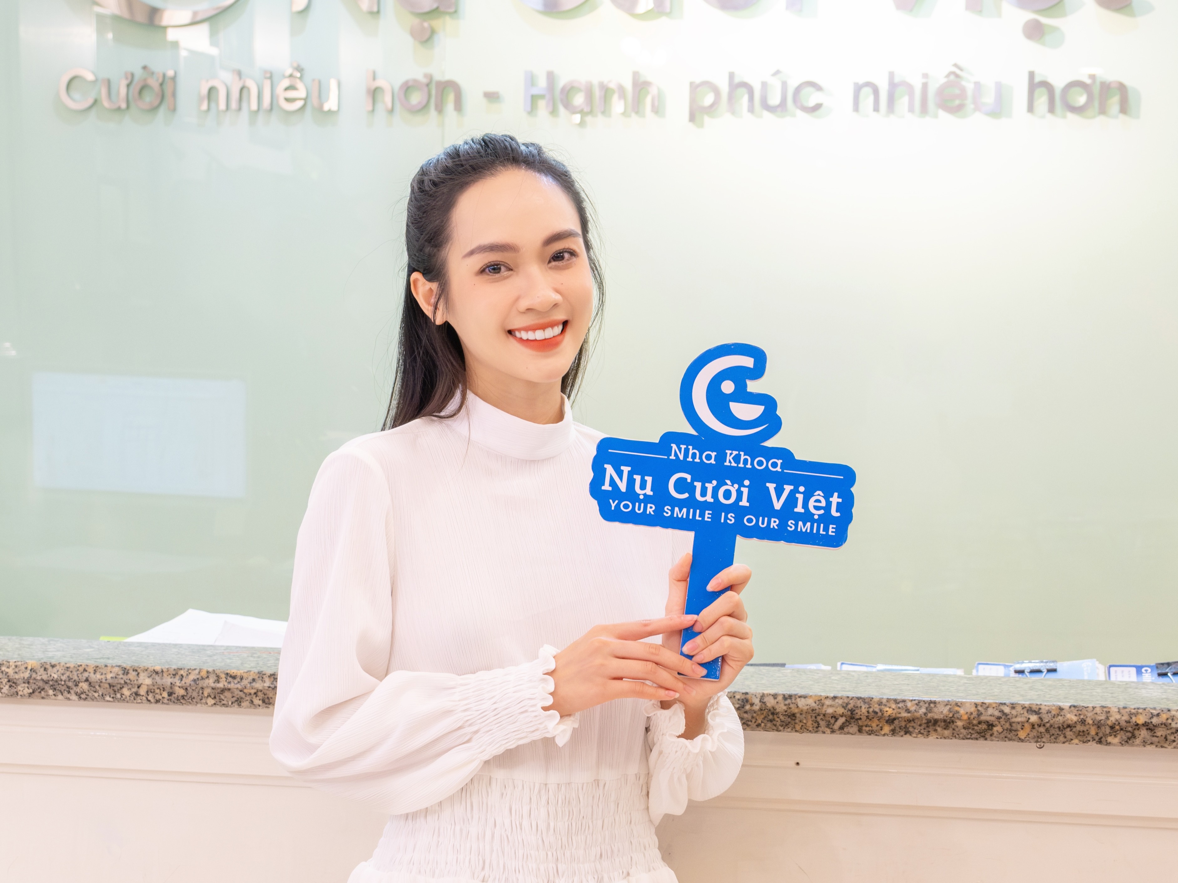 Á hậu Vũ Thúy Quỳnh quyết định ra Huế và chọn Nụ Cười Việt vì tin tưởng vào kinh nghiệm và chuyên môn của bác sĩ tại đây
