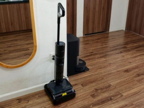 Trải nghiệm máy hút bụi lau nhà Dreame H16 Steam: Làm sạch sâu, khử khuẩn cho gia đình hiện đại