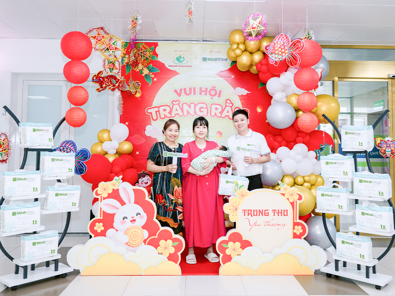 MediKind đồng hành cùng Viện Phụ sản Hà Nội, trao 500 phần quà chăm sóc bé từ những ngày đầu đời - 2