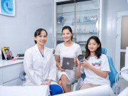 Sức khỏe - Điều gì khiến Hoa hậu Hương Giang, Á hậu Vũ Thúy Quỳnh chọn Huế để chăm sóc nụ cười?