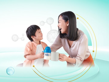 Chọn sữa cho con giữa “ma trận” thông tin dinh dưỡng