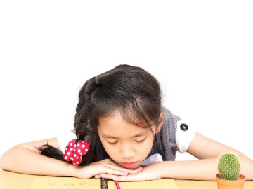 Con cao lớn vượt trội so với bạn bè: niềm vui hay “bẫy” dậy thì sớm?