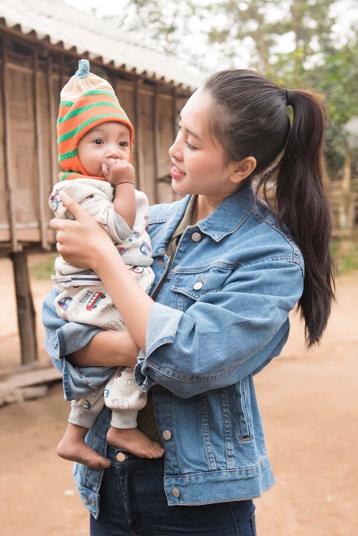 Hoa hậu Tiểu Vy năm 18 tuổi - 5