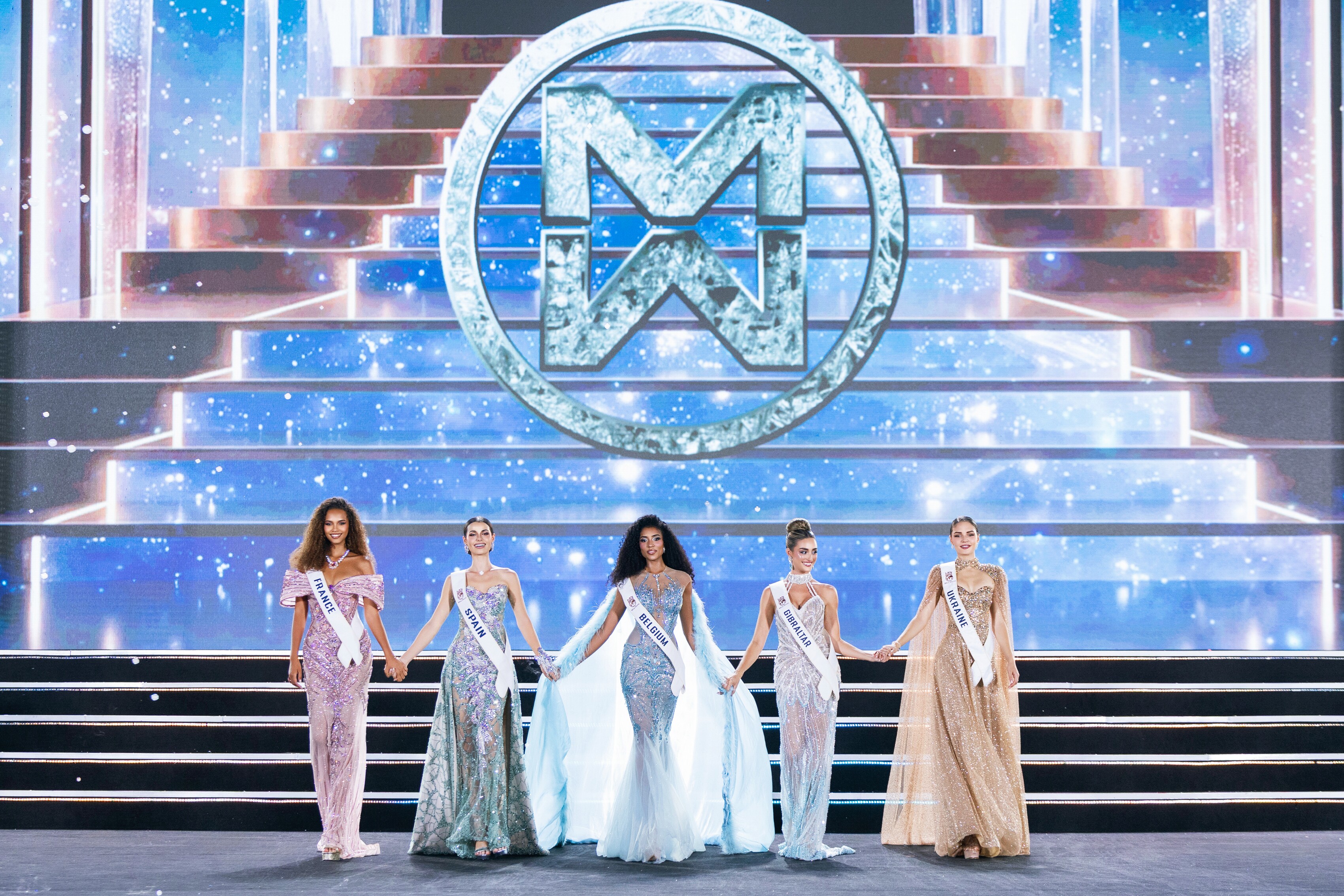 Trực tiếp Chung kết Miss World 2026: Người đẹp Cộng hòa Dominica đăng quang, Bảo Ngọc dừng chân ở Top 6 - 26