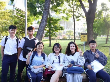 Cạnh tranh gay gắt vào đại học, có trường 1 chọi 10