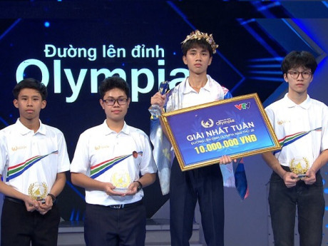 Nam sinh Hà Nội giành vòng nguyệt quế Tuần Olympia với màn về đích xuất sắc