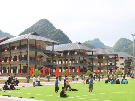 Diện mạo của những ngôi trường mới nơi vùng biên