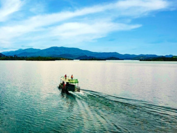Nơi nào mệnh danh là "Vịnh Hạ Long thu nhỏ", có Hoa quả sơn như phim Tây Du Ký, thu hút đông đảo du khách tìm đến?