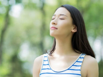 3 bài tập giúp tăng cường sức khỏe hô hấp trong mùa thu