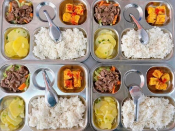 Chuyên gia: Bữa ăn học đường không chỉ đủ no mà phải đúng và đủ dinh dưỡng