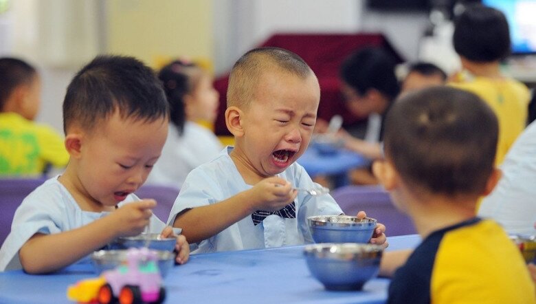 Xưa giờ ông bà cứ bảo cơm chan nước mắt, con chưa hiểu lắm nhưng giờ thì hiểu rồi ạ, thì ra chuyện này có thật!