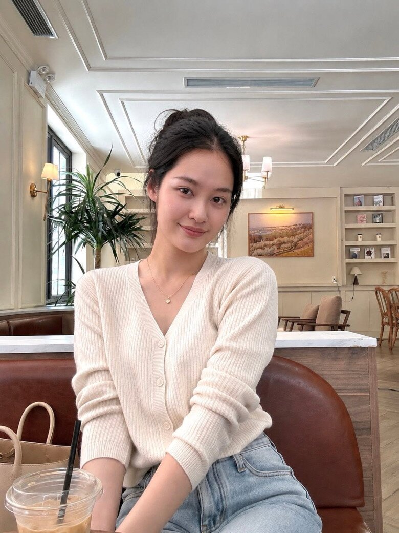 Hoa hậu người Tày sinh con cho chồng Phó giám đốc hơn 8 tuổi, ra đường bị nhầm gái son vì trẻ đẹp - 7