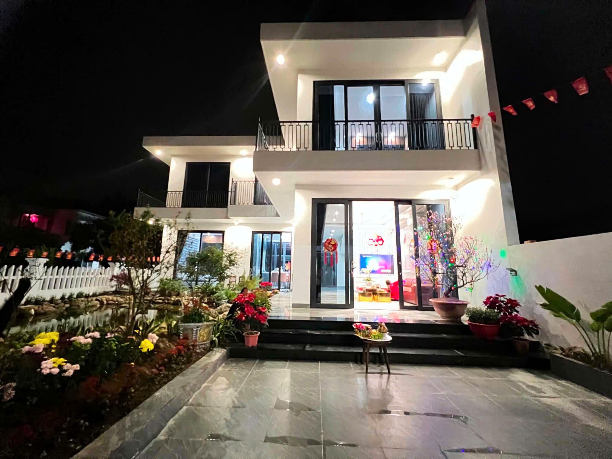 Tran Thi Chung's garden villa