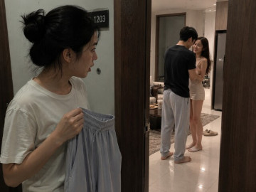 Bà bầu - Sững người khi thấy anh hàng xóm mặc chiếc quần đã mua cho chồng, vợ lần theo sự thật mà cay đắng