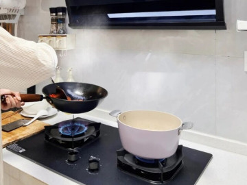 Tại sao không nên dùng ngăn trái của bếp gas để nấu ăn? Nghe thợ gas giải thích, tôi vội thay đổi thói quen