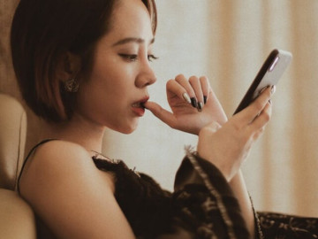 Yêu con - Tài khoản bất ngờ nhận 200 triệu từ chồng ngày nghỉ lễ, nhìn dòng tin nhắn gửi kèm theo tôi đau đớn vô cùng