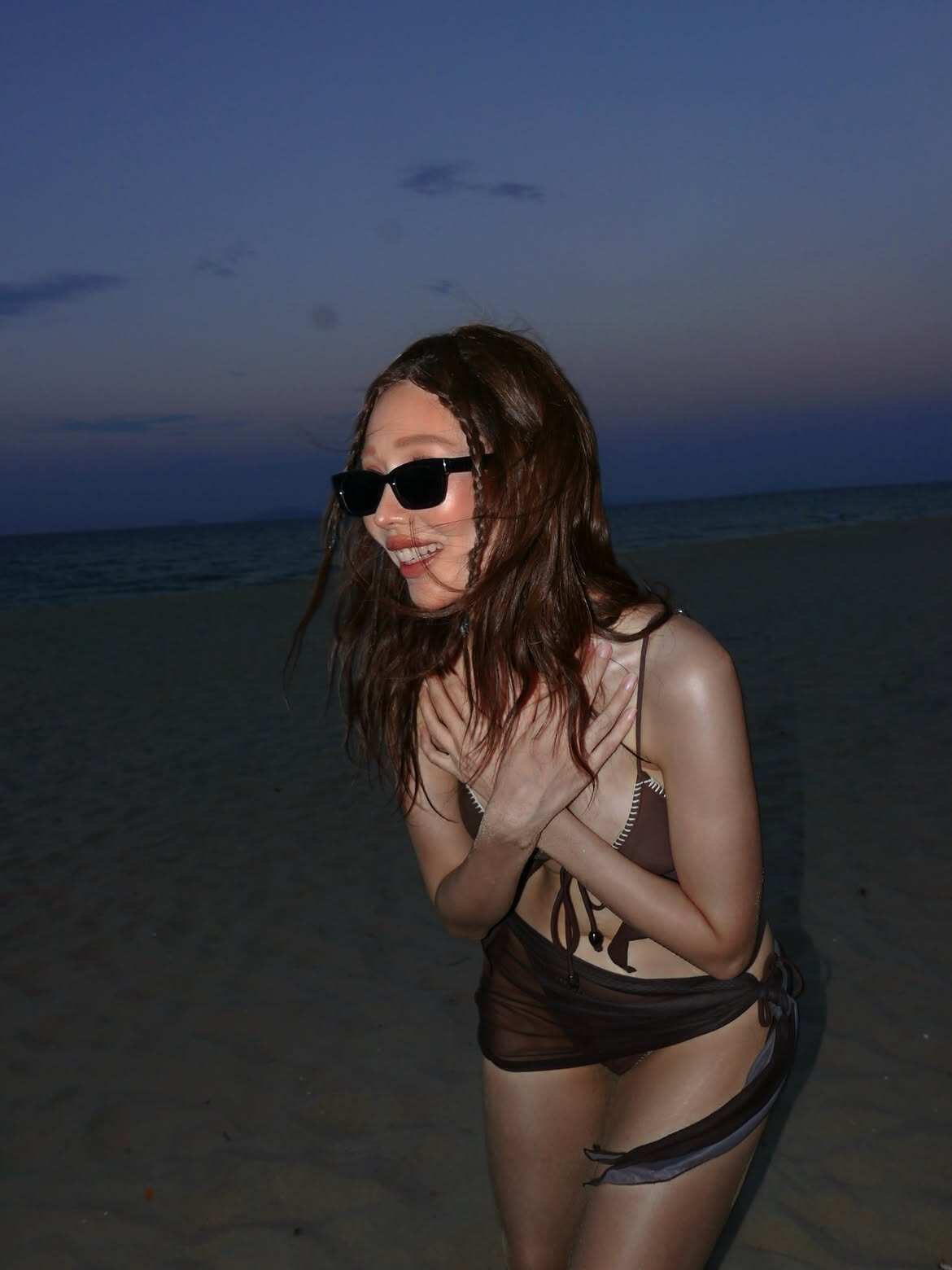 Tiểu thư Hà thành diện bikini khoe dáng ướt át đầy gợi cảm, nhan sắc đẹp không tuổi, body nóng bỏng hút trọn ánh nhìn - 3