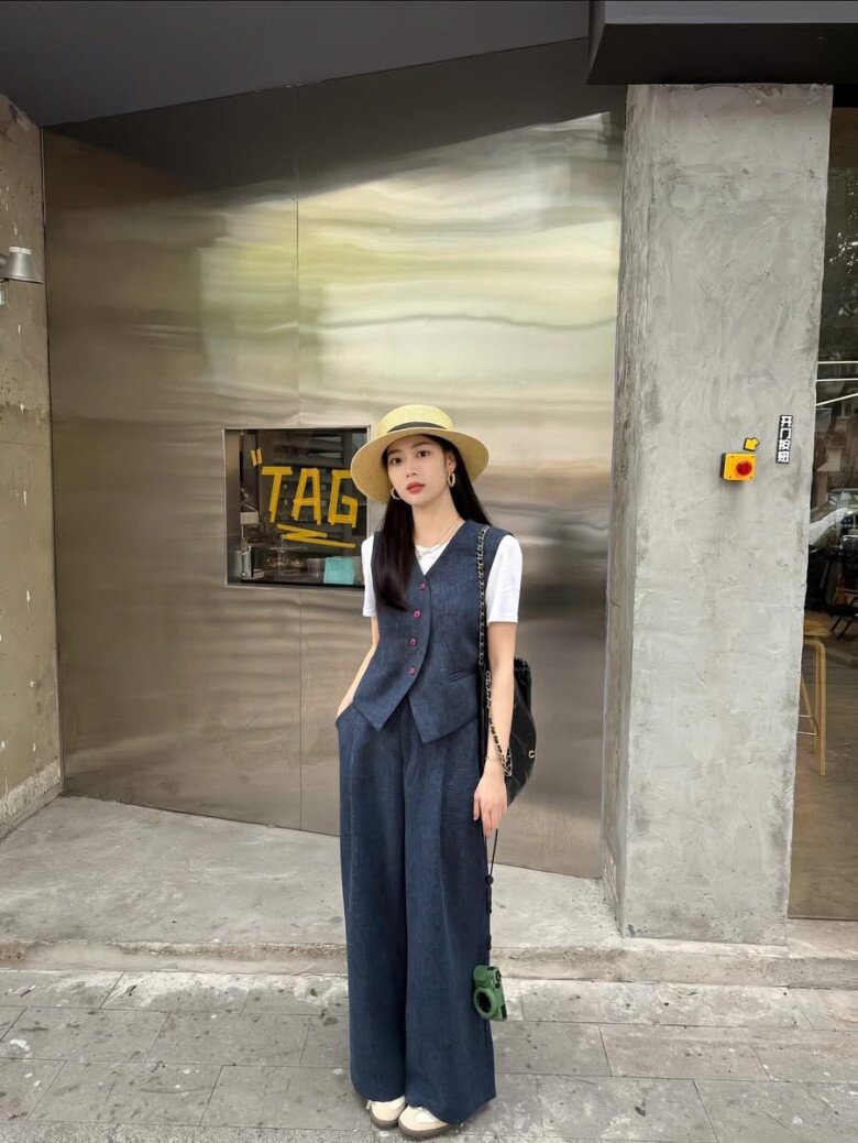 Chị em có thể mix amp; match gile vest với áo phông giúp diện mạo thanh lịch hơn.