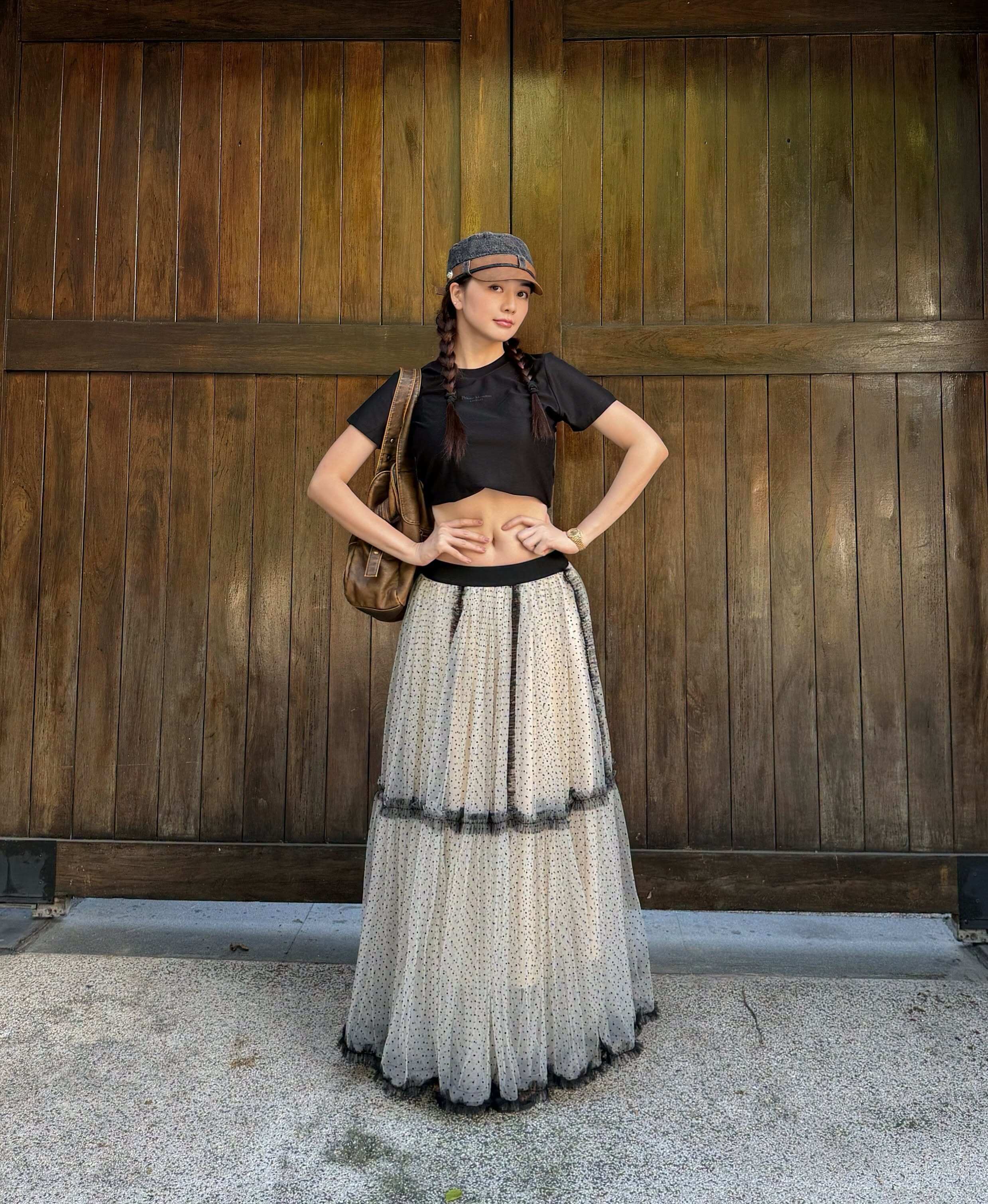 Hot girl Thanh Hóa biến hóa với loạt outfit tôn dáng, U35 độc thân trẻ xinh, body amp;#34;bén ngótamp;#34; đốt mắt người nhìn - 6