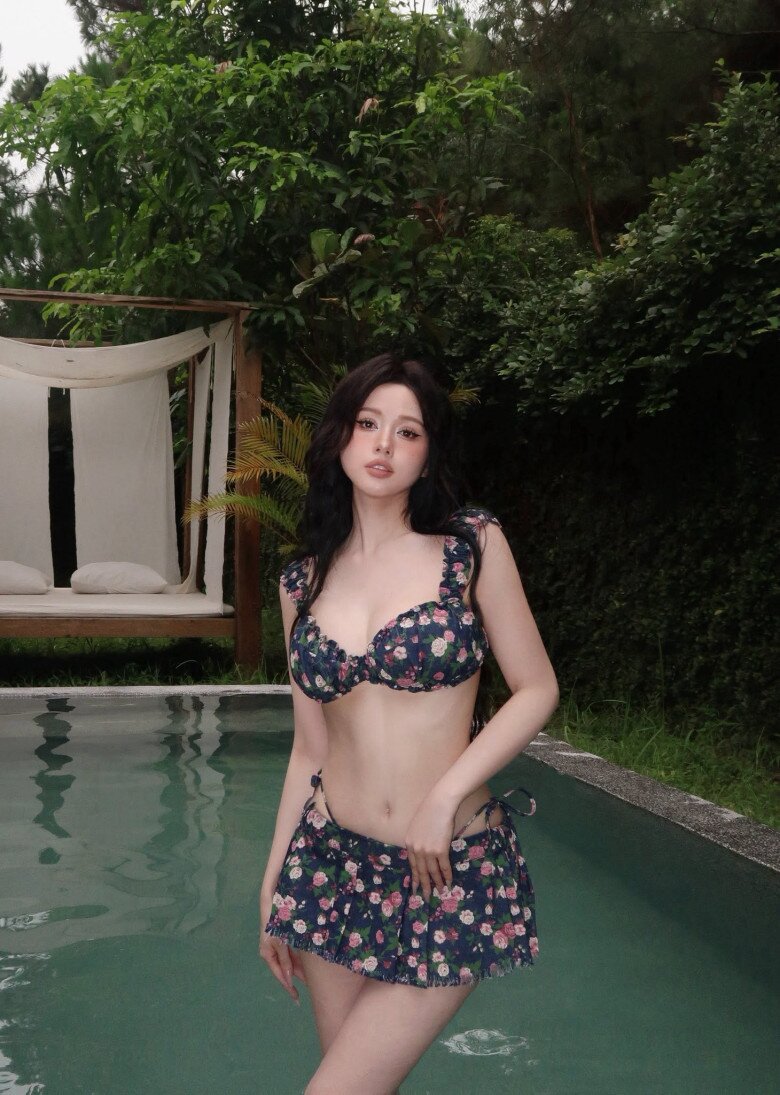 Mỹ nhân Việt là hot girl đời đầu U40 đẹp như amp;#34;tiên nữamp;#34;, lấy chồng giàu có, đẻ 2 con vẫn giữ body nóng bỏng - 14