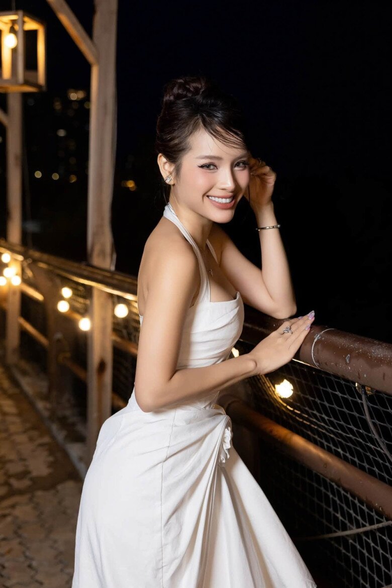 Sau hôn nhân, Phương Trinh Jolie cân bằng giữa nghệ thuật, gia đình và chăm sóc bản thân.