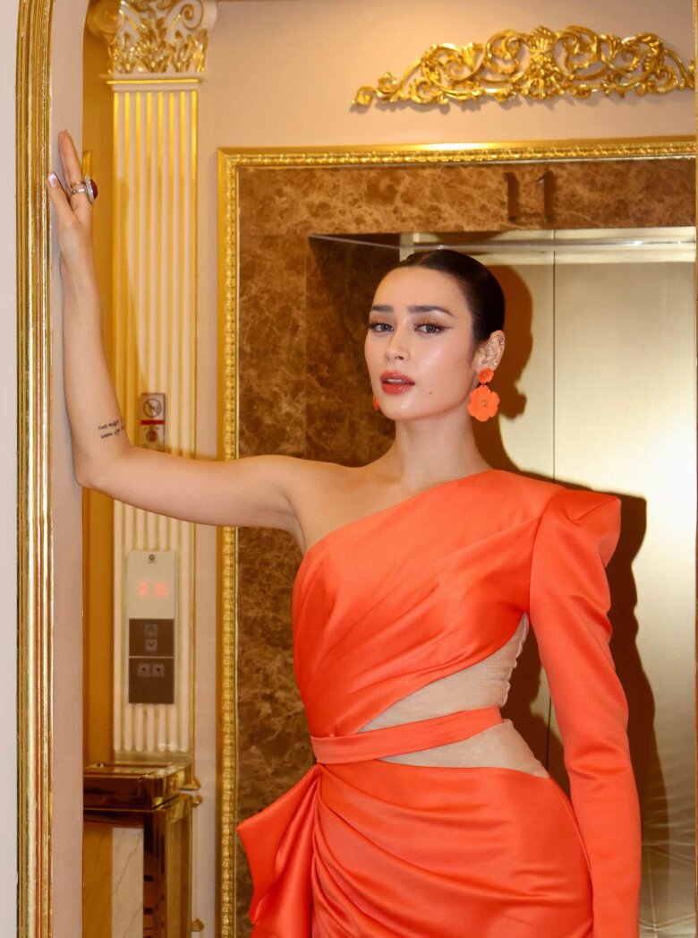 Nhan sắc đời thường của Top 5 Miss Grand Vietnam 2026: Tân hoa hậu quyến rũ với vẻ đẹp lai, Á hậu 2 ngọt ngào như nàng thơ - 1