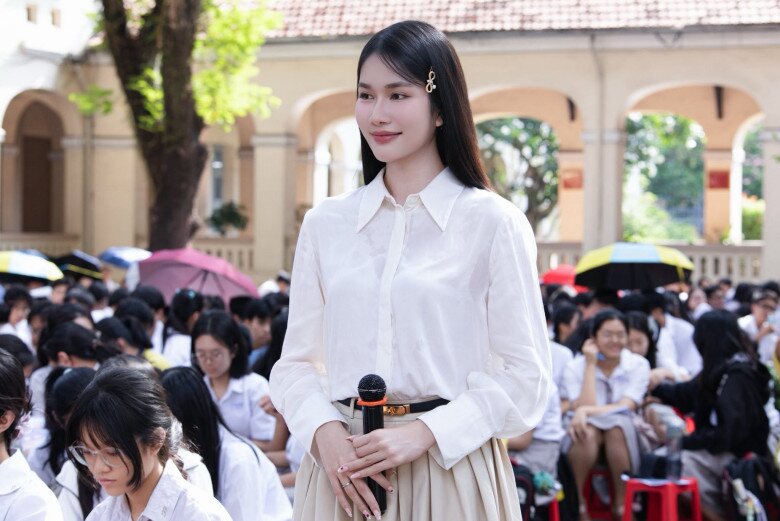 Không chỉ là Á hậu, Phương Anh còn là một tấm gương sáng về tinh thần học tập, lựa chọn đầu tư cho tri thức thay vì hào quang giải trí.