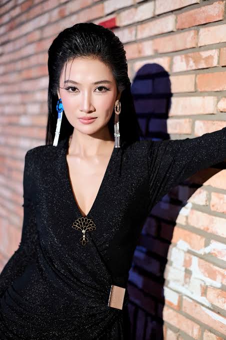 amp;#34;Nữ hoàng phim xưaamp;#34; trẻ đẹp bất chấp tuổi tác, U42 tìm thấy bình yên bên bạn trai cao 1m8 kém 9 tuổi - 7