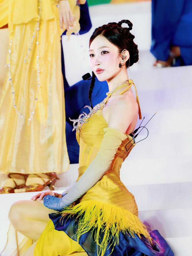 Juky San từng bước làm mới hình ảnh qua những lần xuất hiện với phong cách đa dạng, từ ngọt ngào, nữ tính đến cá tính hơn.