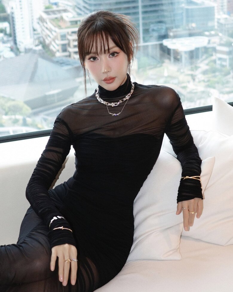 Tiểu thư Hà thành diện bikini khoe dáng ướt át đầy gợi cảm, nhan sắc đẹp không tuổi, body nóng bỏng hút trọn ánh nhìn - 12