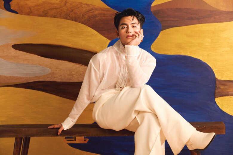Theo MONO chia sẻ, album thứ 2 của anh được xây dựng như một tổng thể nghệ thuật nhất quán từ âm thanh đến hình ảnh.