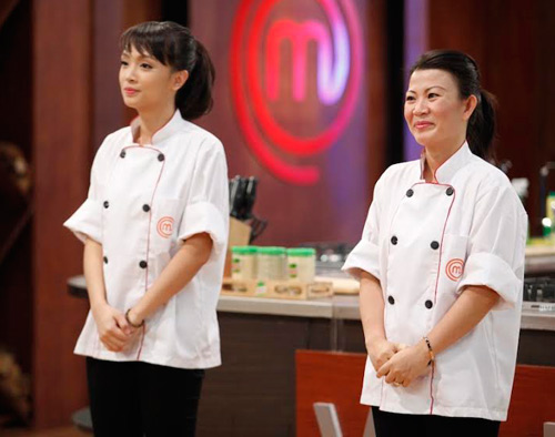 CUỘC THI NẤU ĂN QUY TỤ NHỮNG NGƯỜI NỔI TIẾNG TRANH TÀI SẮC BÉN