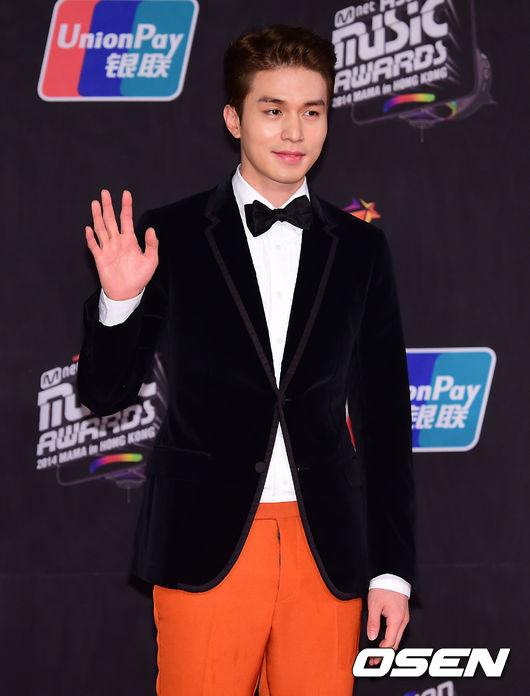 EXO ẵm 4 giải thưởng lớn tại MAMA 2014 - 41