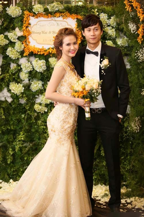 Tuần qua: Hoa hậu Kỳ Duyên xinh đẹp, rạng rỡ trở về nhà - 8