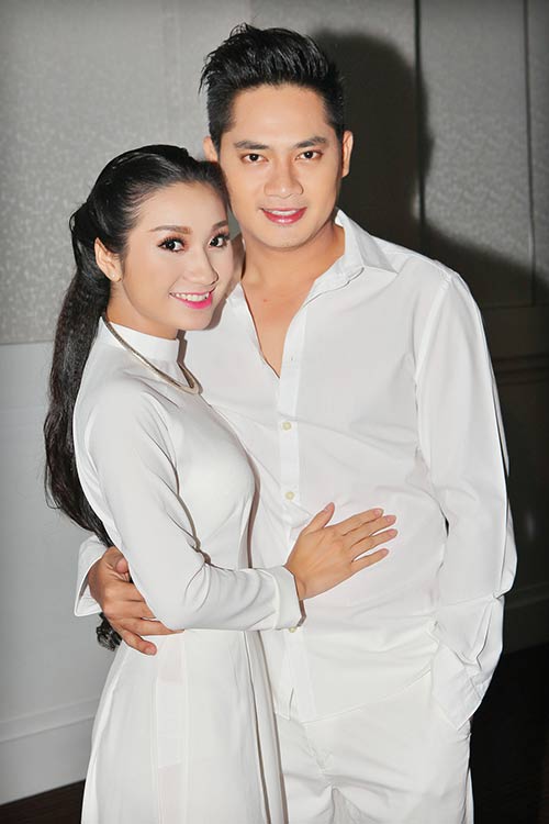 HH Jennifer Chung xinh đẹp hội ngộ danh ca Ý Lan - 14