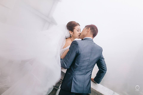 Ảnh cưới bikini táo bạo của cặp đôi từng huỷ cưới phút chót - 13