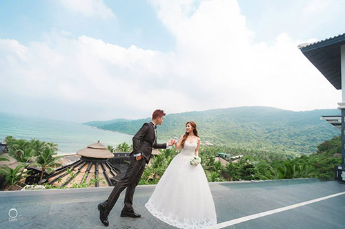 Ảnh cưới bikini táo bạo của cặp đôi từng huỷ cưới phút chót - 14