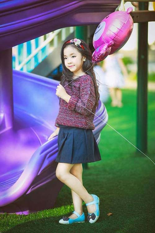 Vẻ đẹp mẫu nhí 7 tuổi được mệnh danh “Tiểu Hồ Ngọc Hà” - 10