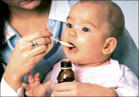 Mẹ đã là chuyên gia hạ sốt cho bé chưa? - 1