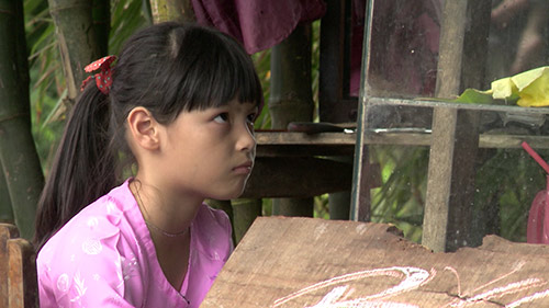 Tập 8 Bố ơi: Phan Anh bán bánh xèo đắt hàng nhờ hút khách nữ - 9