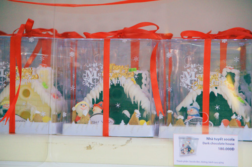 Bánh Giáng sinh rực rỡ thị trường Hà Nội - 2