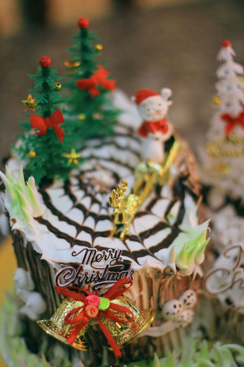 Bánh Giáng sinh rực rỡ thị trường Hà Nội - 6