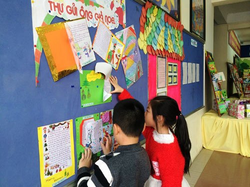 Trường mầm non, tiểu học tưng bừng đón Noel - 3