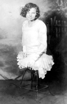 Tình yêu kỳ lạ của gã khổng lồ và cô gái không chân - 2