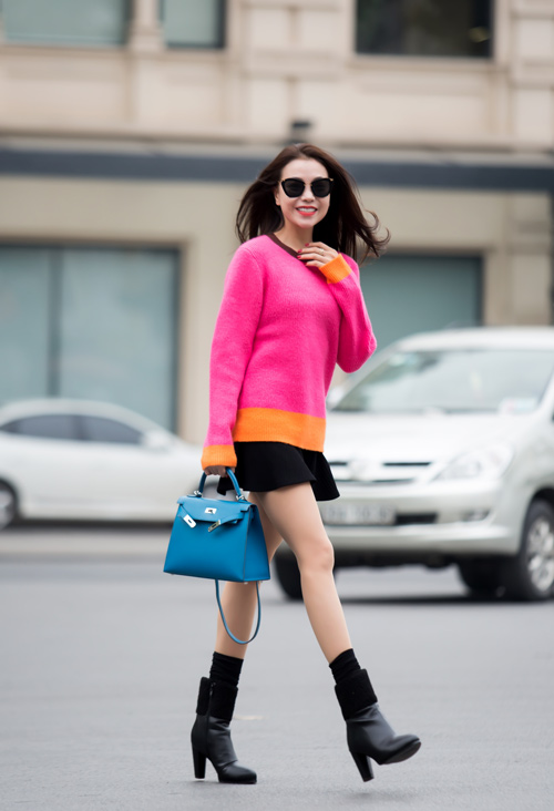 Trà Ngọc Hằng rực rỡ xuống phố mùa Đông Hà Nội - 11