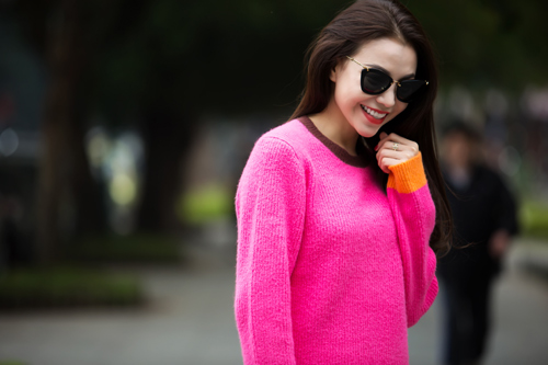 Trà Ngọc Hằng rực rỡ xuống phố mùa Đông Hà Nội - 14