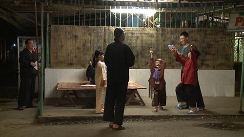 Tập 9 Bố ơi: Tê Giác lại gây căng thẳng vì giành cá với Bờm - 9