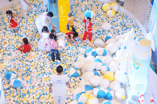 quot;Ngôi làng Giáng sinh trắngquot; dành riêng cho bé - 3