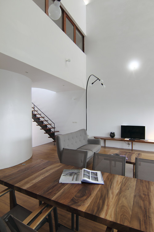 Nghệ An: Vợ chồng nghỉ hưu xây nhà xanh mướt mặt tiền rau - 11