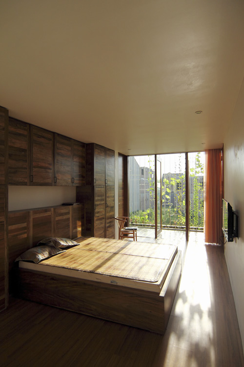 Nghệ An: Vợ chồng nghỉ hưu xây nhà xanh mướt mặt tiền rau - 3